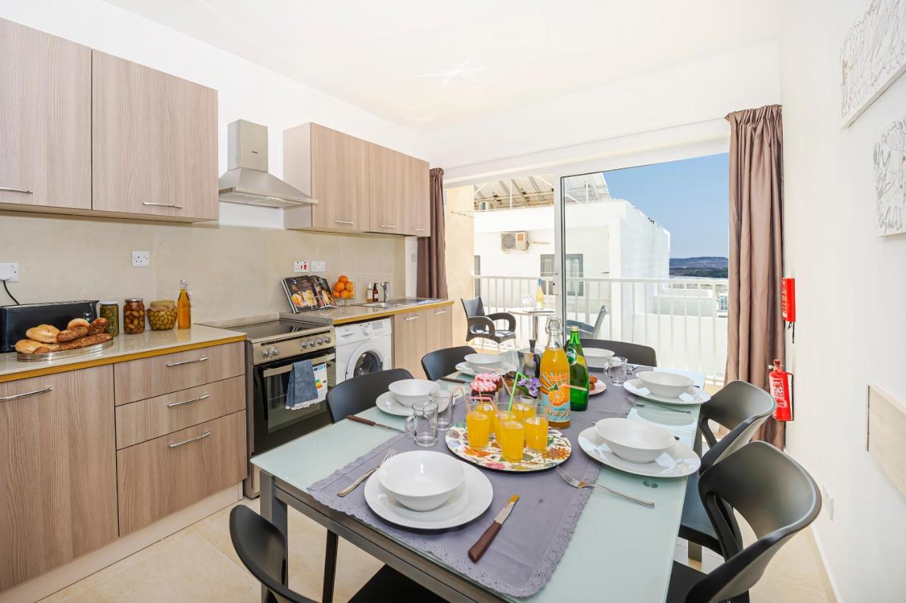 Summer Breeze Comfort Sunny Apartments Close To The Sandy Beaches - By Getawaysmalta المليحة المظهر الخارجي الصورة