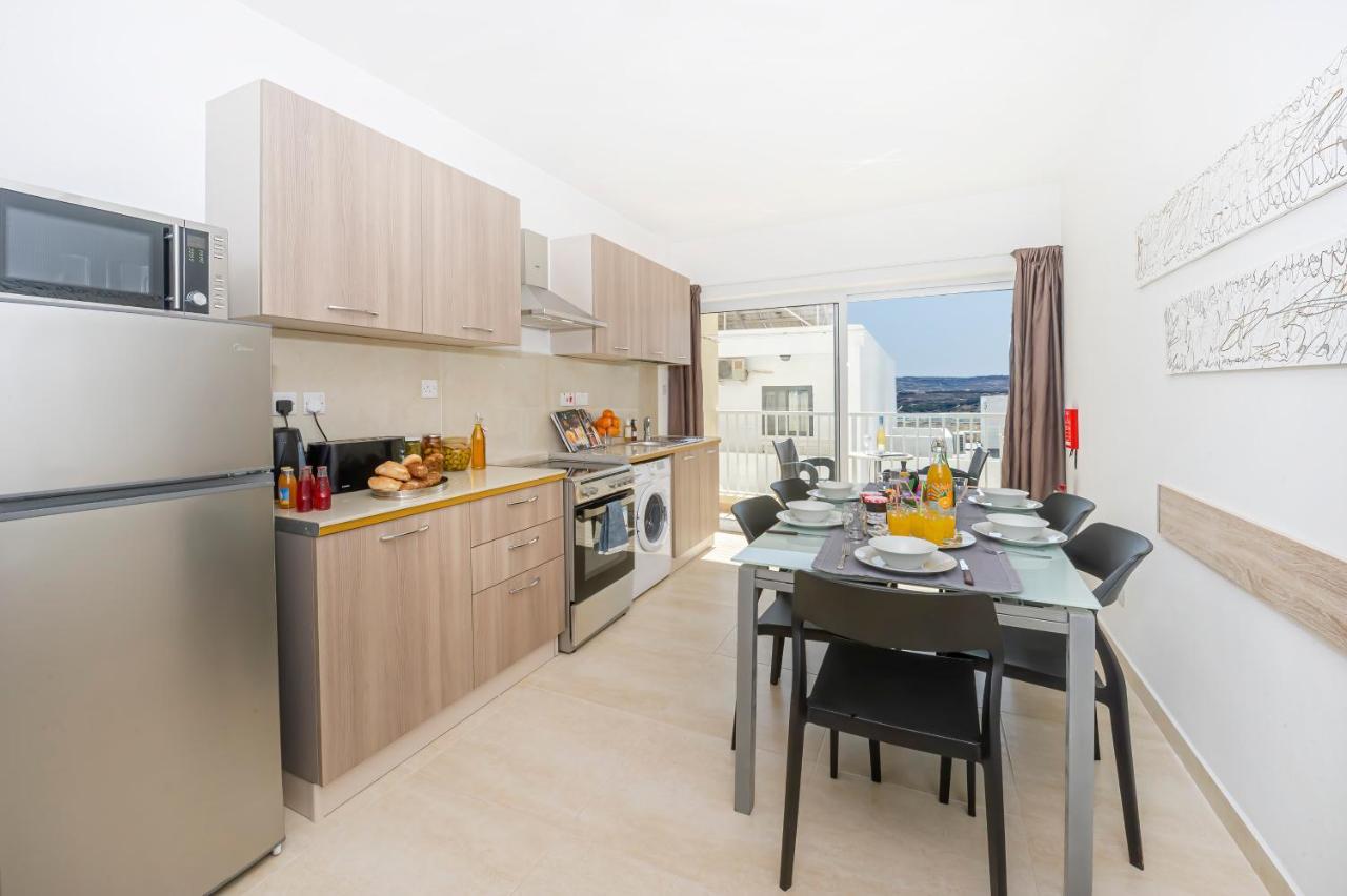 Summer Breeze Comfort Sunny Apartments Close To The Sandy Beaches - By Getawaysmalta المليحة المظهر الخارجي الصورة
